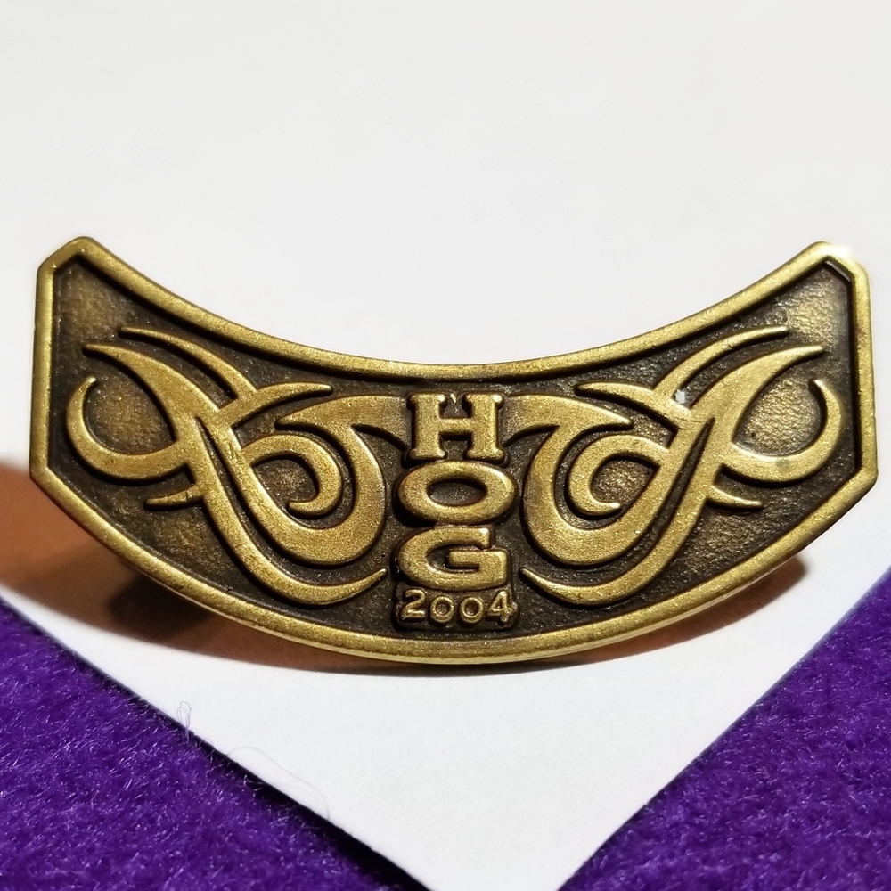2004 HOG Harley-Davidson Owners Group pin gold tone brooch